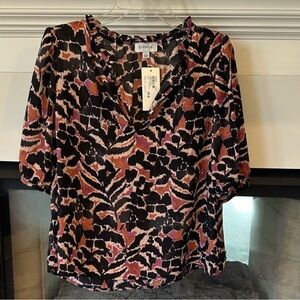 Evereve Women's Black and Pink Patterned Blouse